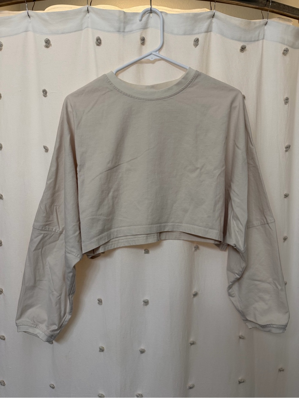 Cropped Long-Sleeve Crewneck Top - Light Beige